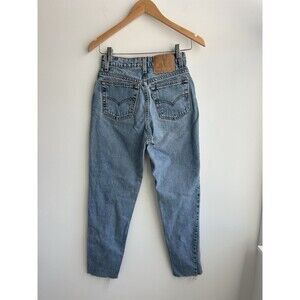 Vintage Levi’s 512 Slim Fit Tapered Leg Jeans Size 5 Med